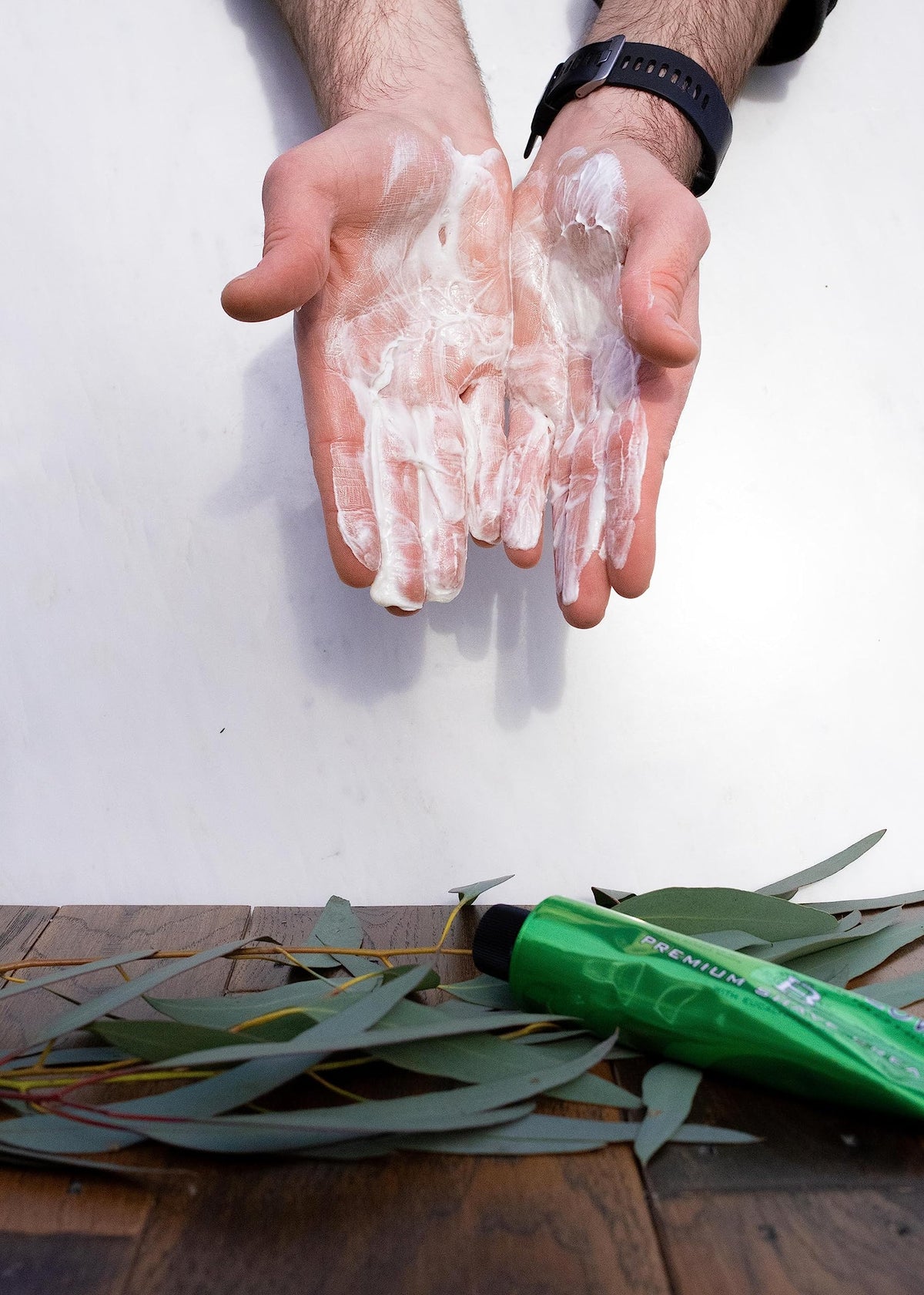 C. O. Bigelow rich lather close-up illustrating cushion and glide