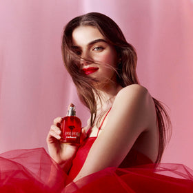 Cacharel Amor Amor close-up of grenade-shaped bottle emphasizing iconic detail and charm