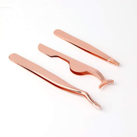 calary front packaging showing rose-gold eyelash tool kit, convenient gift