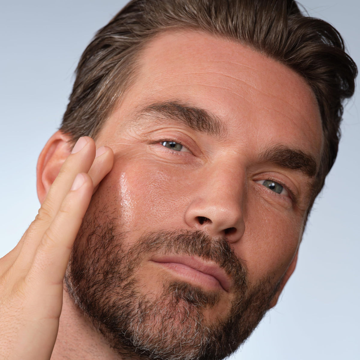Caldera + Lab beside ruler showing product size for travel-friendly grooming benefit