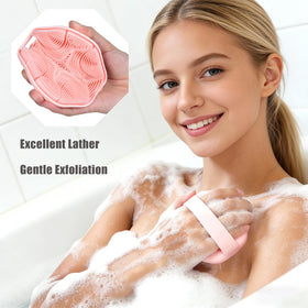 CAMENDE close-up of soft silicone bristles highlighting gentle exfoliation and effective lathering