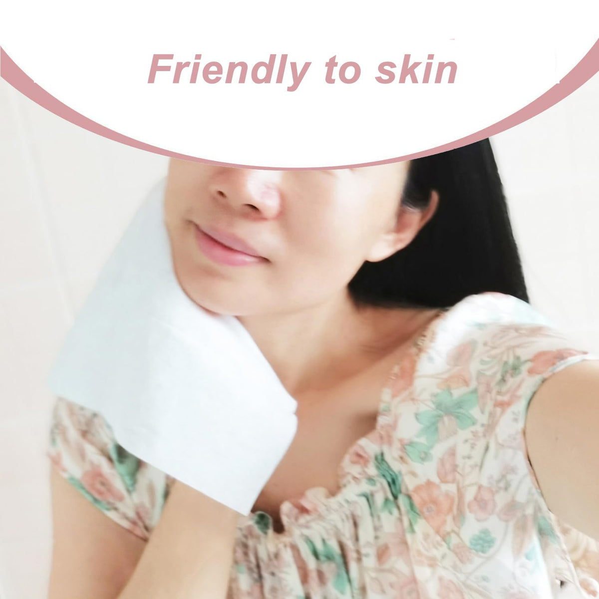 careboree used for makeup removal demonstrating gentle lint-free cleansing