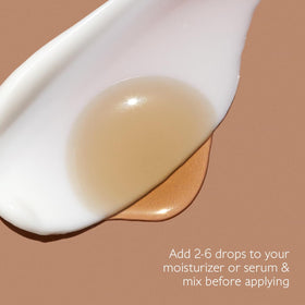 Caudalie before and after gradual tan on model, demonstrates natural sunless glow