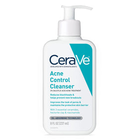 CeraVe front packaging showing product and clear clinical labeling for trust