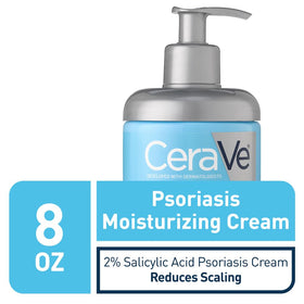 CeraVe close-up of cream texture illustrating smooth, non-greasy lotion for easy absorption