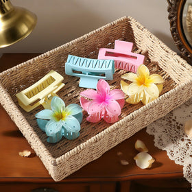 CHANDAT close-up of flower clip detailing highlighting texture and decorative appeal