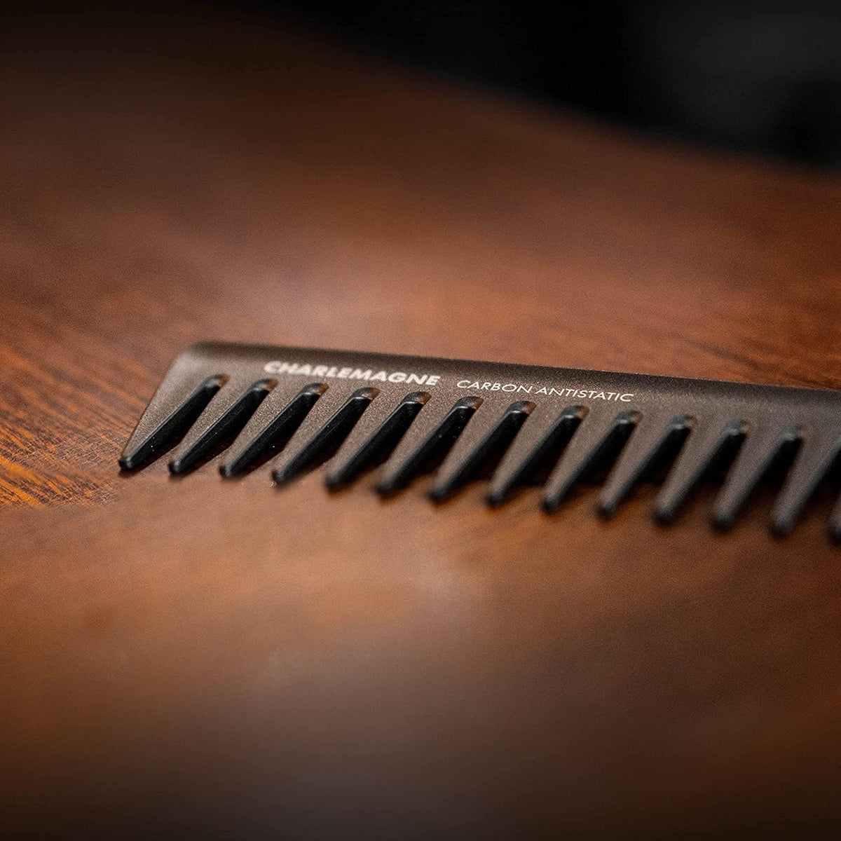 Charlemagne comb detangling wet hair demonstrating gentle knot removal and less tugging