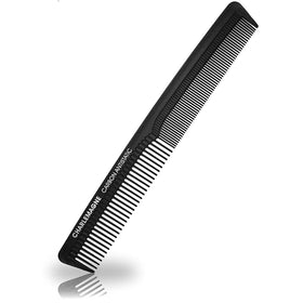 Charlemagne front view of 18 cm comb showing shape and compactness for precise styling
