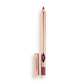 Charlotte Tilbury front packaging showing shade Supersize Me and benefits