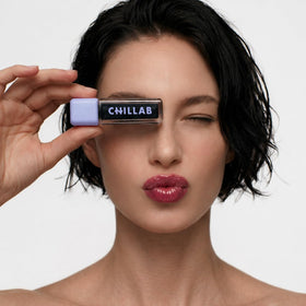 Chillab black serum visible inside transparent tube, highlights color-changing effect