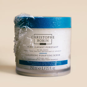 Christophe Robin scrub in hand during application demonstrating easy use