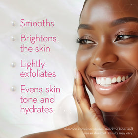 Cicatricure gel-cream on hand demonstrating spreadable texture and quick absorption