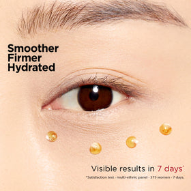 Clarins Double Serum Eye texture on fingertip showing lightweight, fast-absorbing feel
