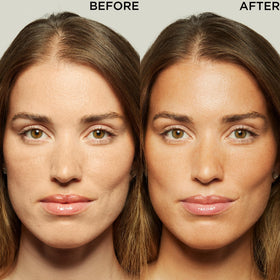 Clarins drops blended into moisturizer demonstrating even mixability benefit