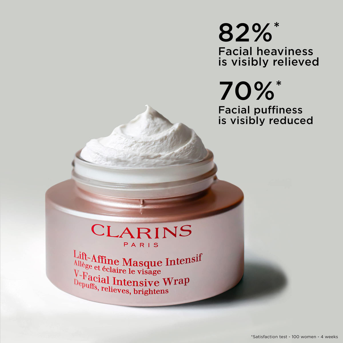 CLARINS cream-mousse texture close-up demonstrating lightweight spreadability and ease of use