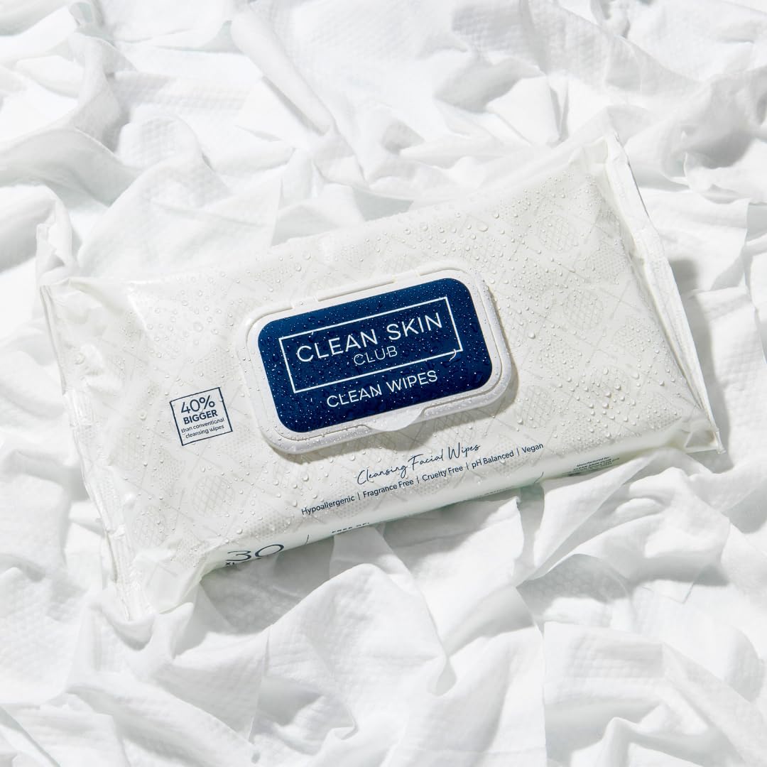 CLEAN SKIN CLUB wipe in gym bag on-the-go cleansing and refresh benefit