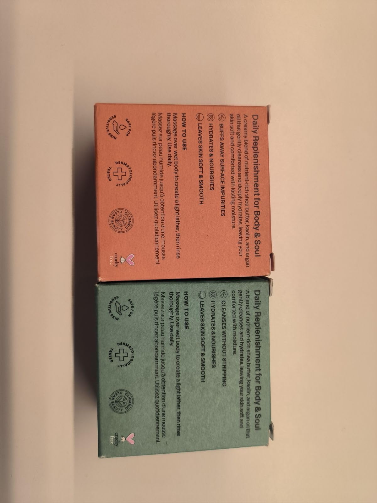 Cliganic natural ingredients display with argan and shea showing nourishment