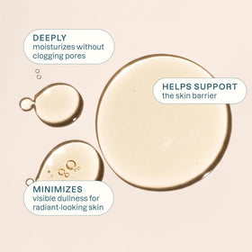 Cliganic marula oil applied to hair ends for shine and smoothness