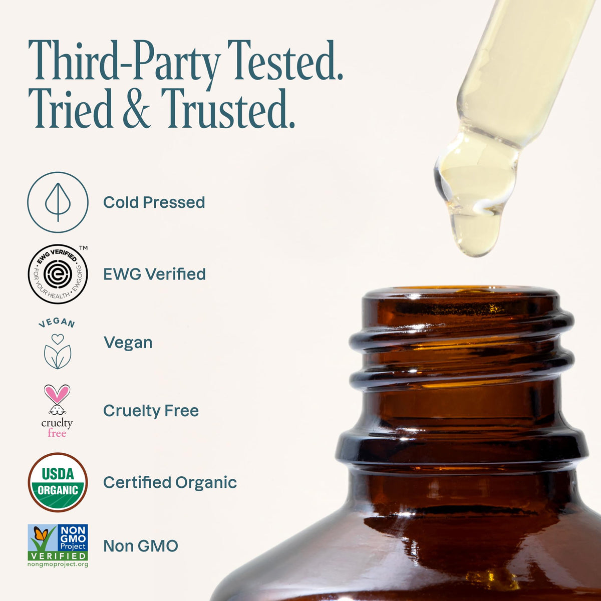 Cliganic oil texture close-up drop illustrating lightweight absorption benefit