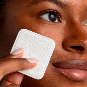 Cliganic textured pad close-up showing texture that lifts makeup