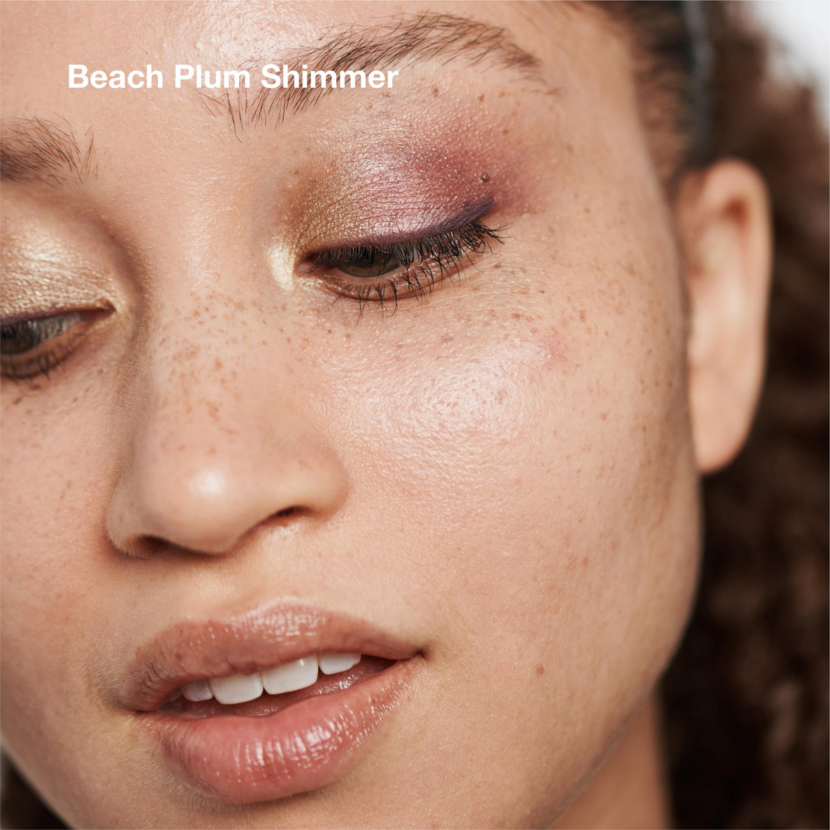 Clinique eye look on model showing blendable, natural-to-smoky effect
