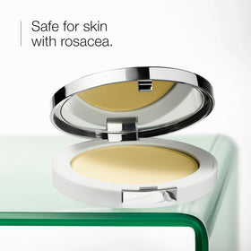 Clinique powder texture close-up highlighting fine mineral finish and smooth blending