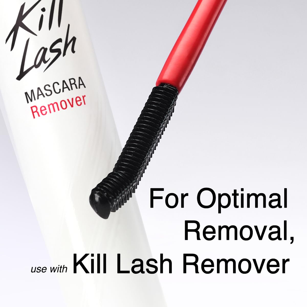 CLIO PROFESSIONAL mascara on model in daylight illustrating natural-looking volume
