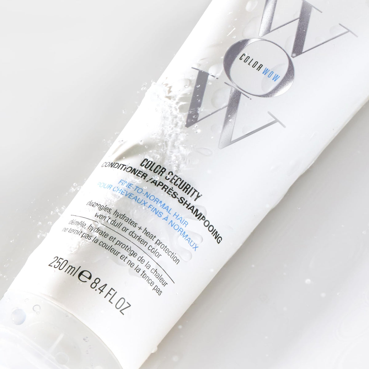 COLOR WOW close-up of hair shine from Sealicon protective finish