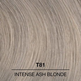 COLORCHARM T81 bottle close-up showing nozzle and easy application benefit