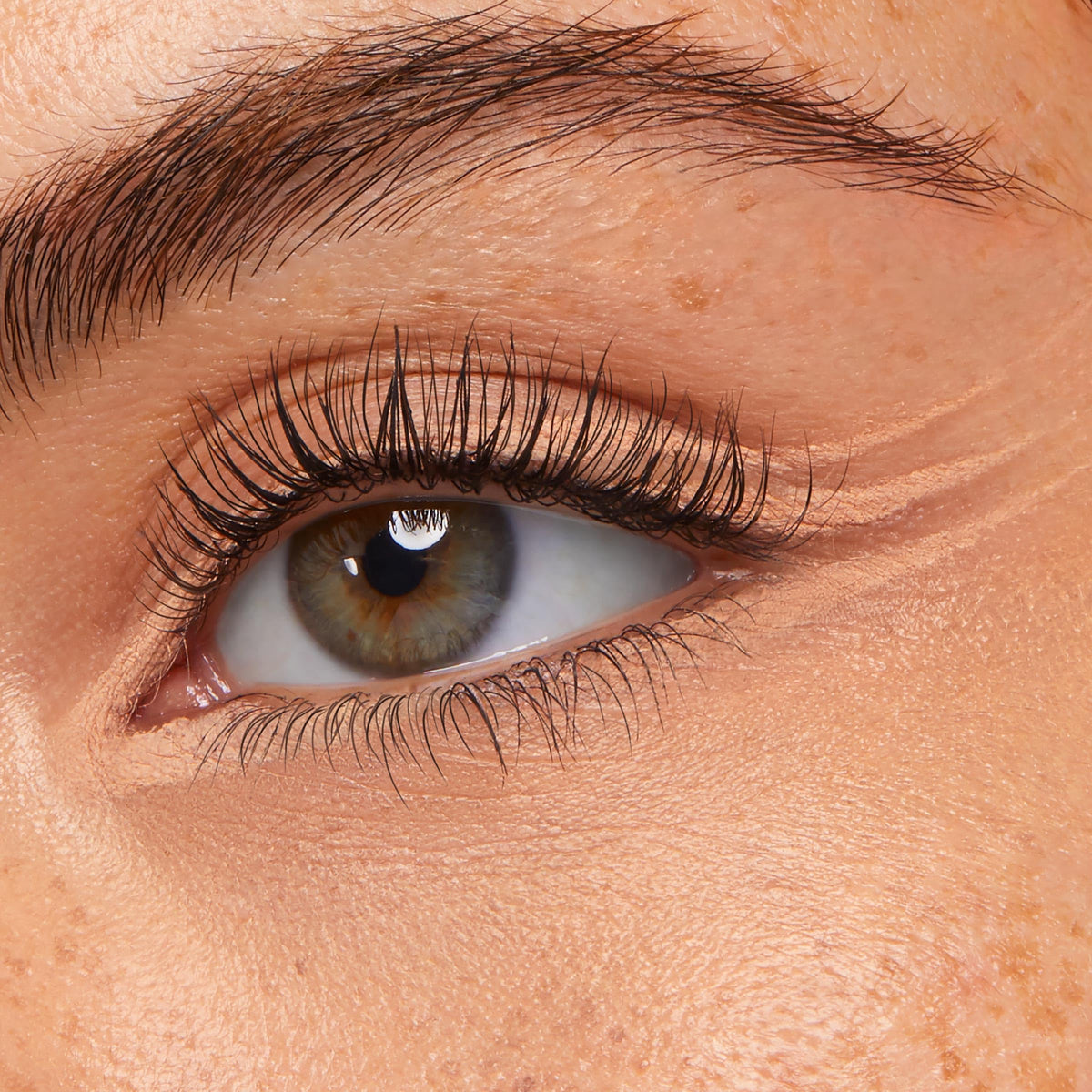 ColourPop gel liner applied to waterline demonstrating waterproof hold