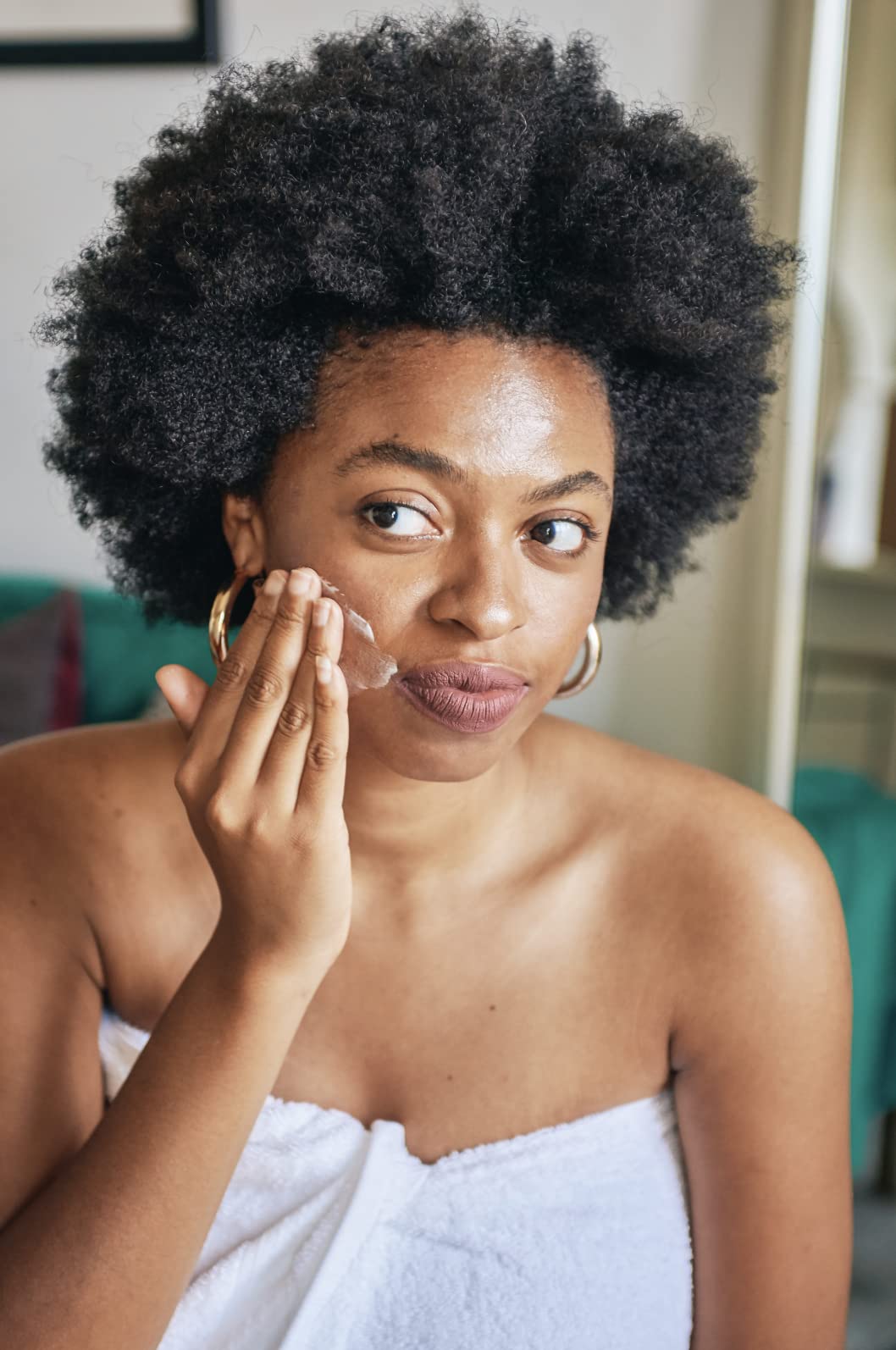 Completely Bare jar on bathroom counter in routine setting promoting everyday use benefit