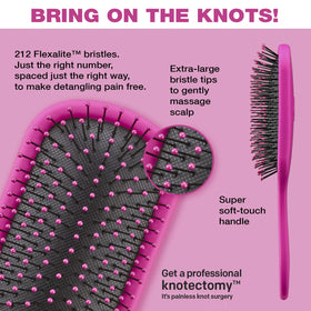 Conair Knot Dr close-up of Flexalite bristles and large rounded tips for gentle glide