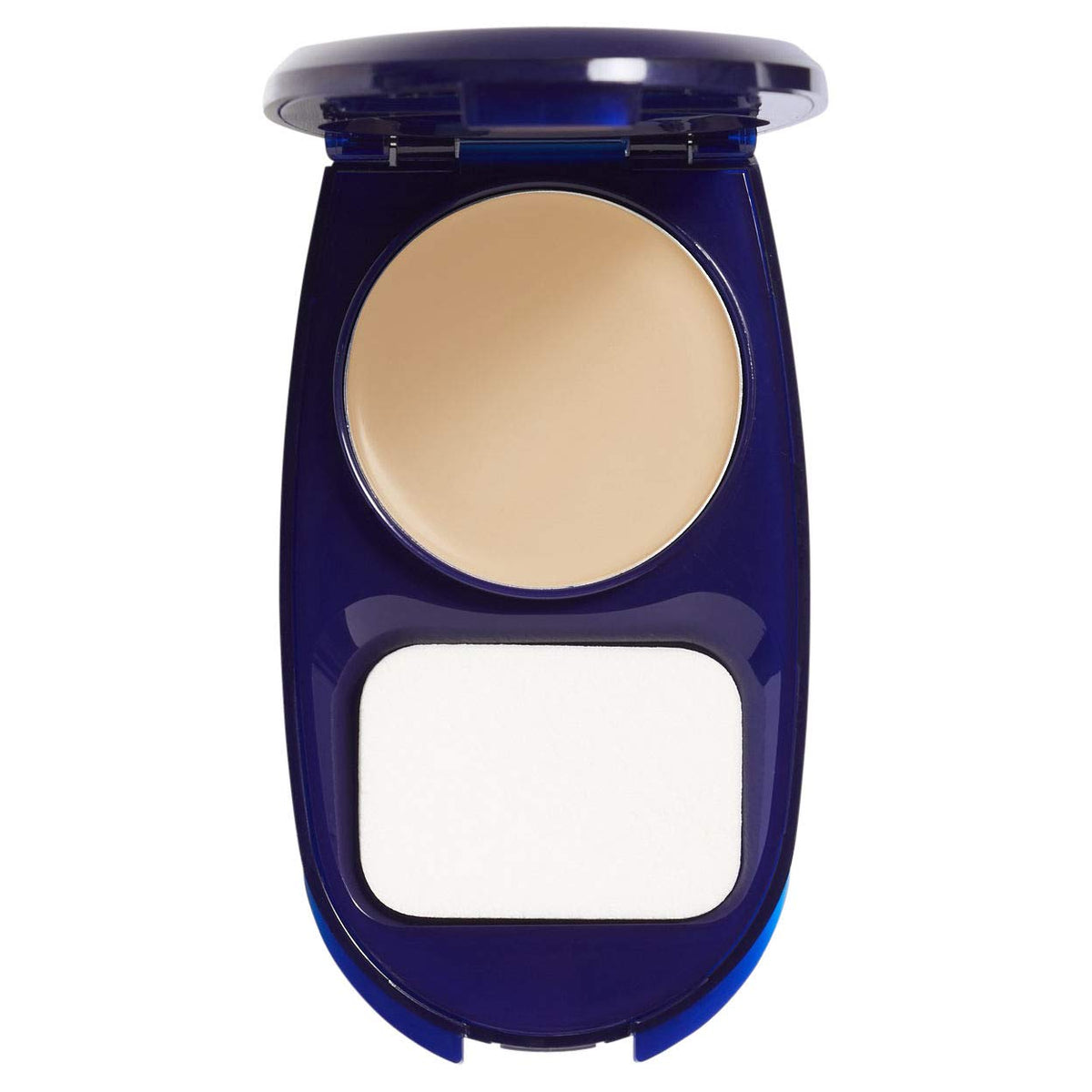 COVERGIRL Aquasmooth texture close-up highlighting creamy-to-powder finish and smooth blendability