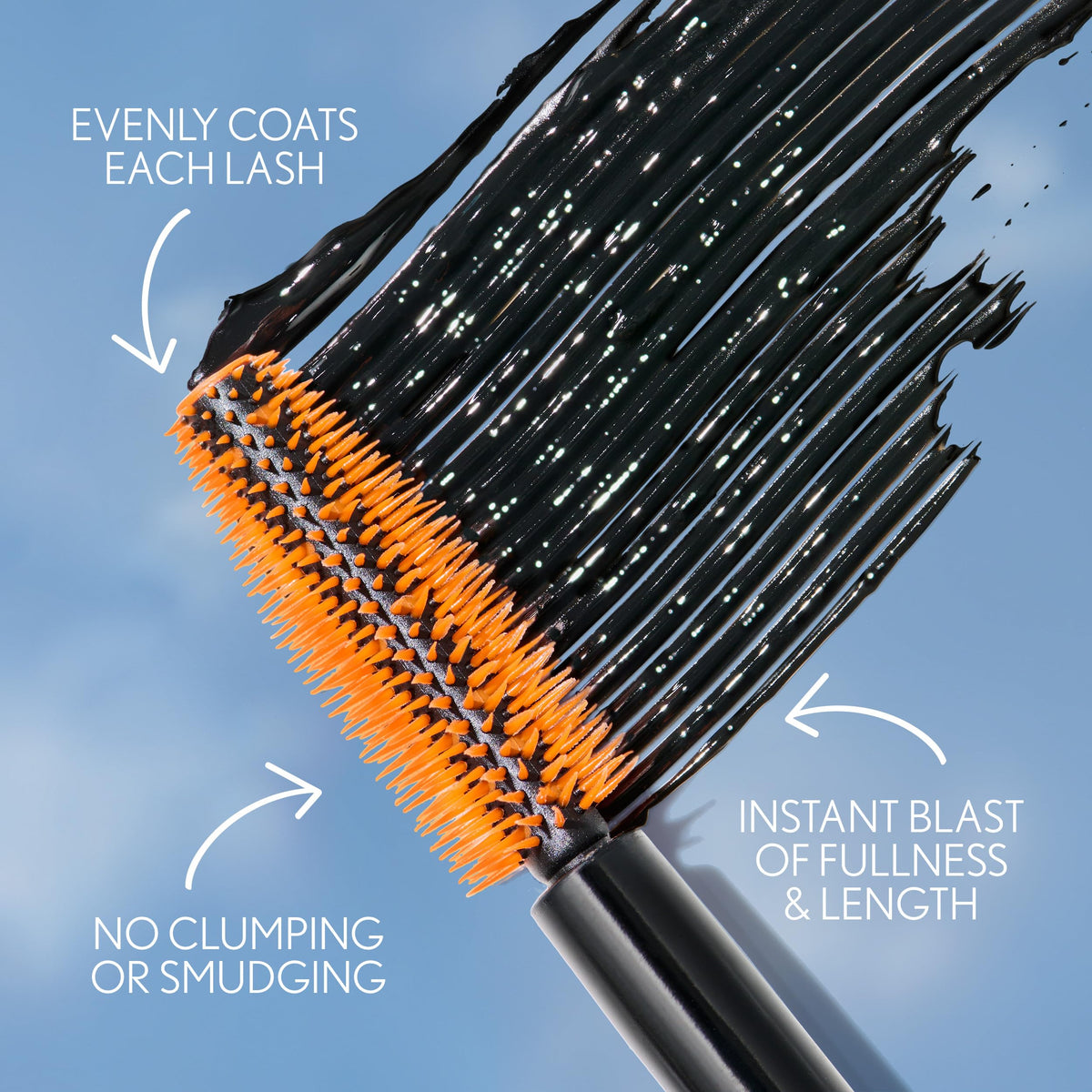 COVERGIRL Lash Blast Volume wand detail, designed to coat lashes evenly for volume