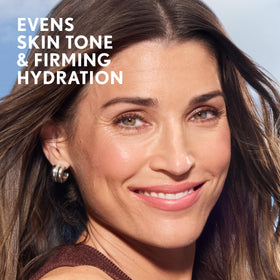 COVERGIRL & Olay foundation texture swirl highlighting hydrating formula