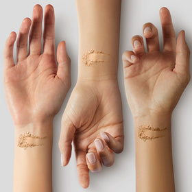 COVERGIRL swatch of Soft Honey on skin illustrating warm undertone match and seamless finish
