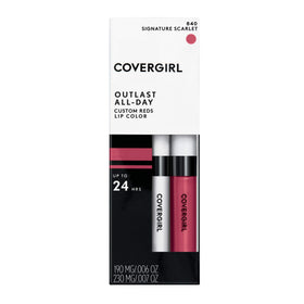COVERGIRL close-up of topcoat texture highlighting moisturizing glossy seal