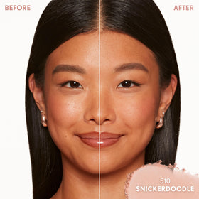 COVERGIRL close-up powder swipe demonstrating smooth blendability benefit
