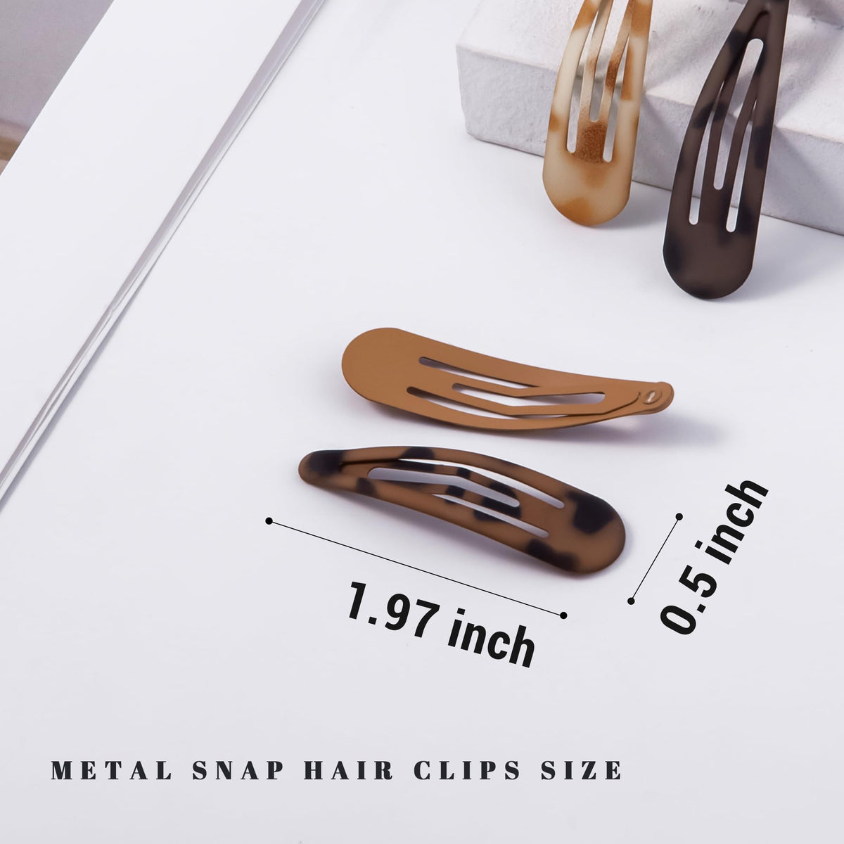 Cptots close-up of metal snap detail, durable grip for thin hair