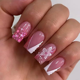 CTTHNBD close-up of flower detail on nail, highlights intricate design