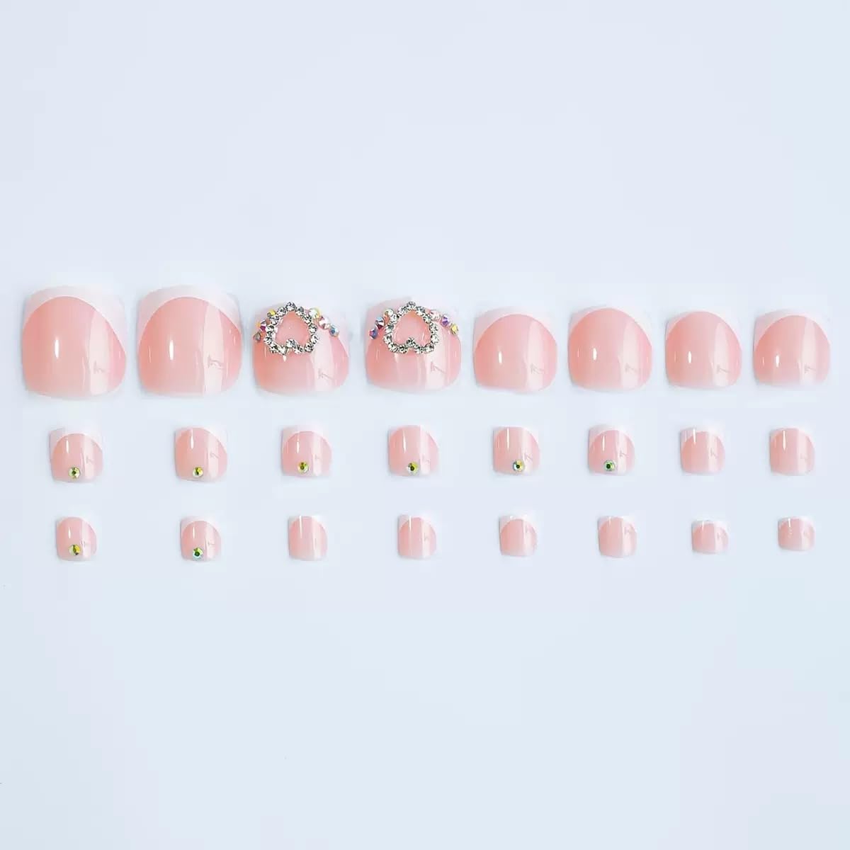 CTTHNBD close-up of heart design on nail highlighting delicate accent benefit