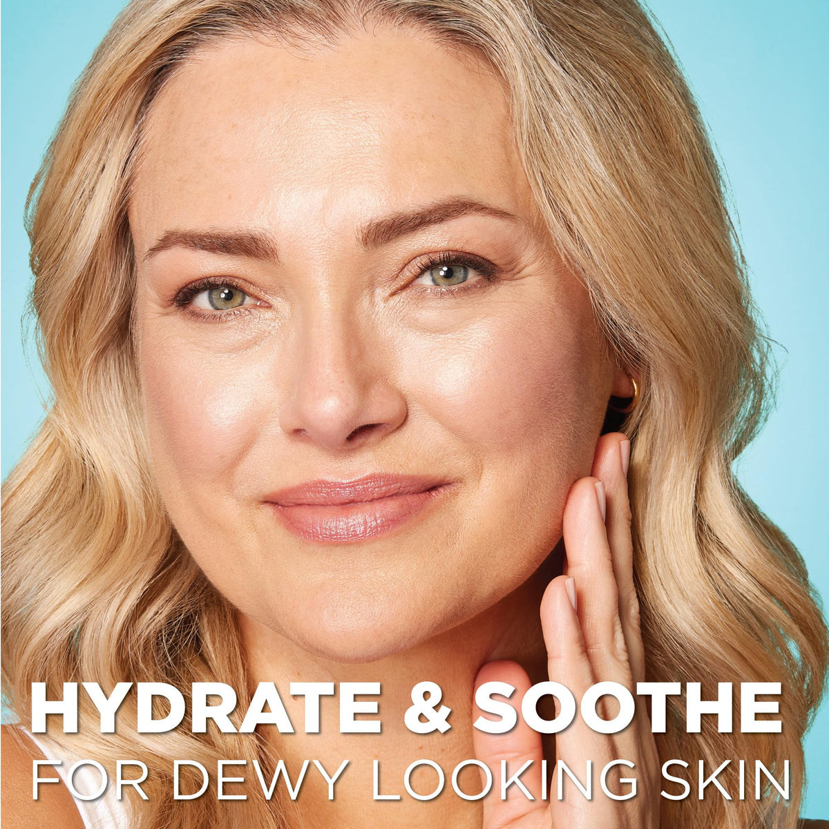 Curel water essence droplets on hand demonstrating quick-absorbing hydration.