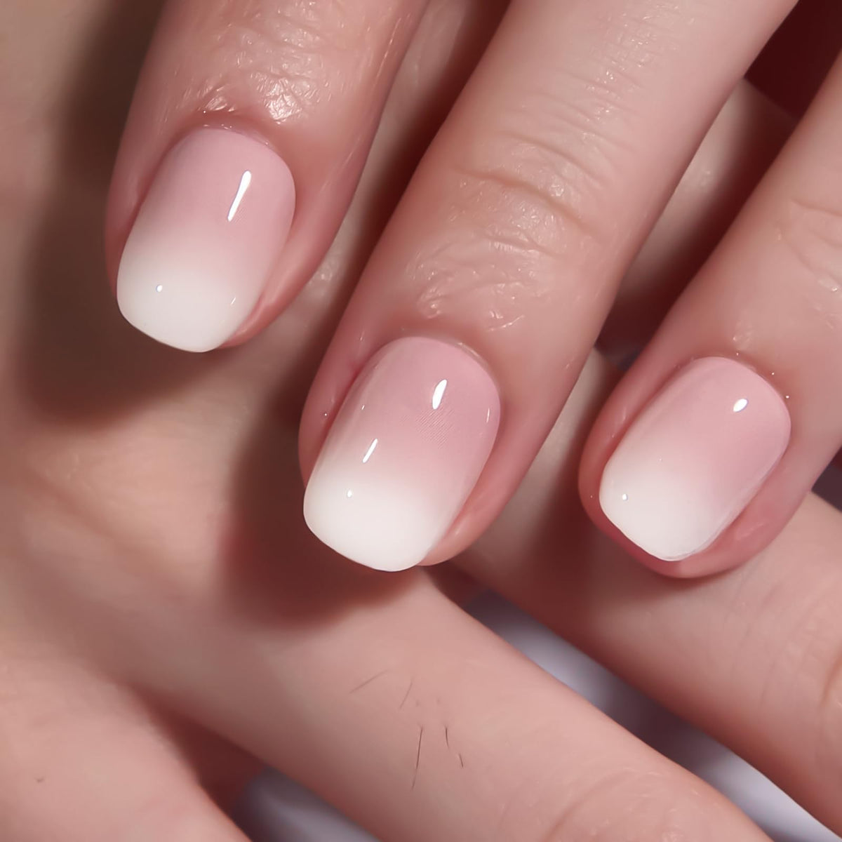 CurvLife close-up ombré gradient detail highlighting smooth finish and polish