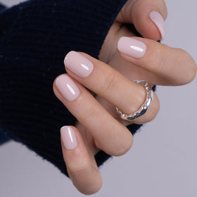 CurvLife in-hand size comparison showing fit and realistic scale on fingers
