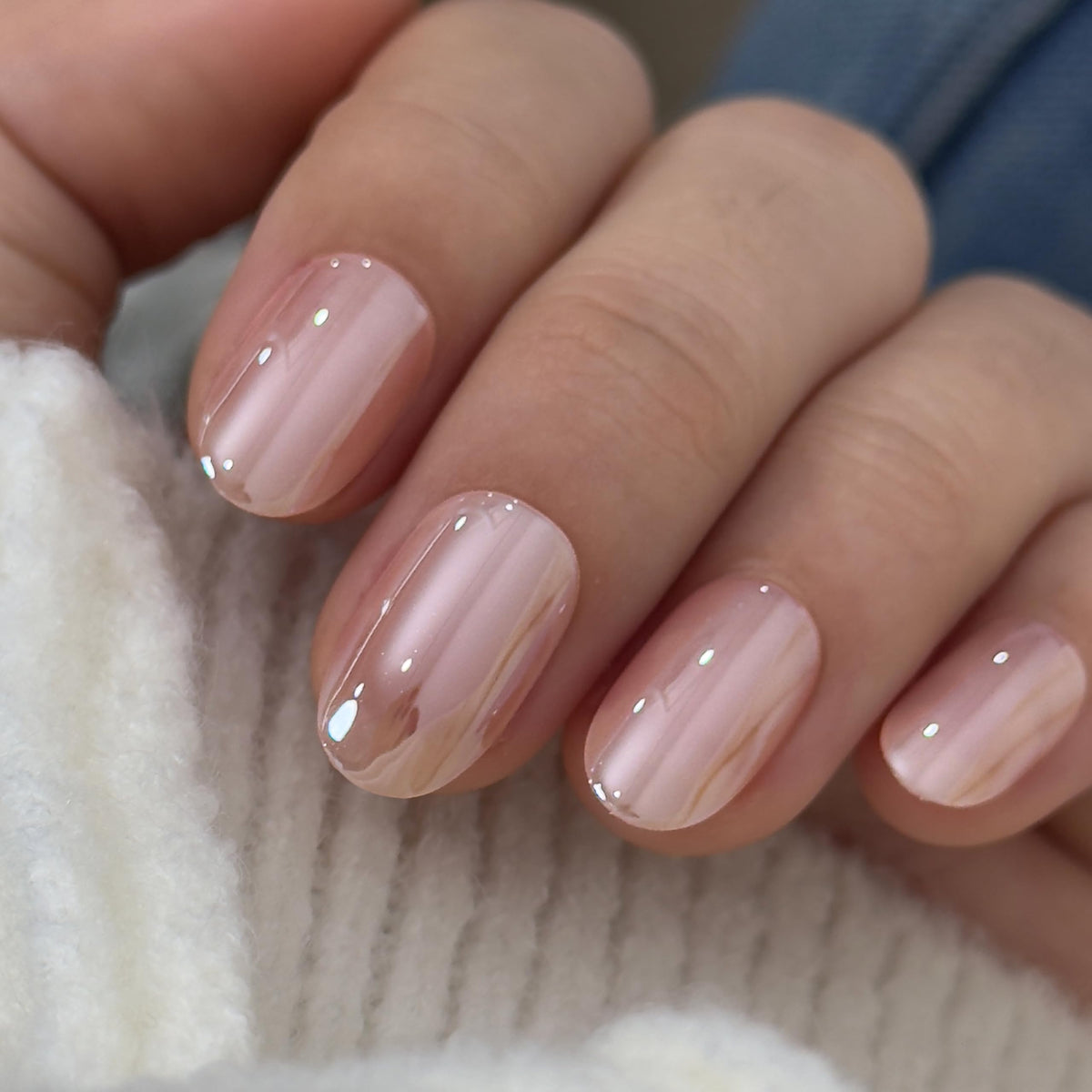 CurvLife arranged 30-piece nail set showing size variety for perfect fit