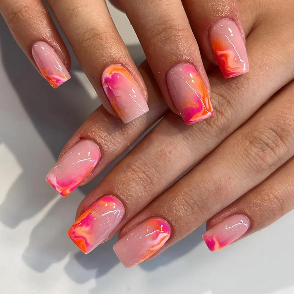 CurvLife front packaging showing pink marble nails and kit for quick salon look