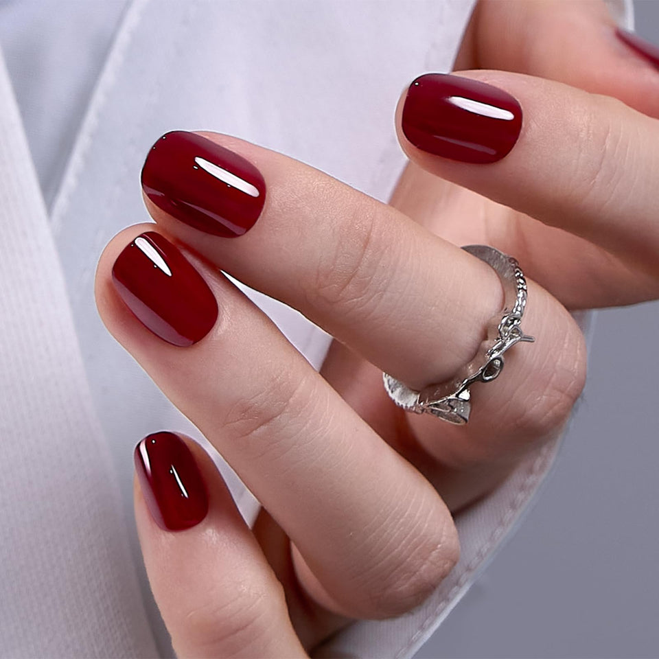 CurvLife front packaging showing Scarlet Poise kit and included contents for easy at-home manicures