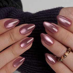 CurvLife side profile showing nail thickness and flexible gel-acrylic for comfort