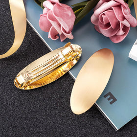 CustomyLife barrette styled in wedding hair offering elegant support and comfort