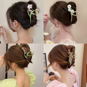 Cysincos purple lily clip in hair demonstrates strong secure hold